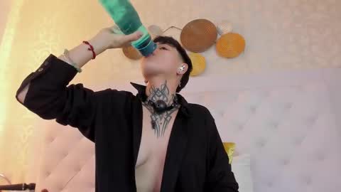 Anny online show from February 2026 03:43:01 AM