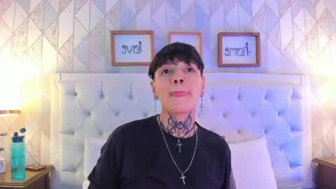 Anny online show from April 2026 03:33:01 AM