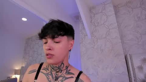 Anny online show from April 2026 04:12:01 AM