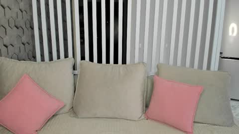 Monica online show from April 2026 02:20:02 AM