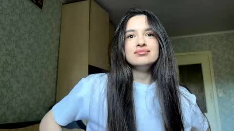 Snapshot of babarashreck chatting on May 2026 10:11:02 AM Caroline online show from May 2026 10:11:02 AM