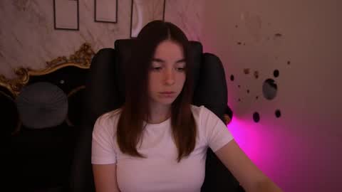 Babe online show from May 2026 07:04:01 AM