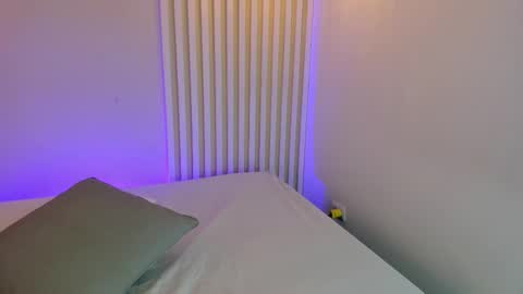 Katty  online show from December 2025 12:10:02 PM