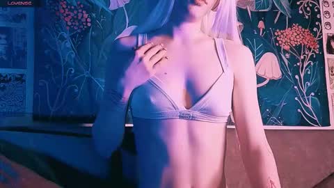 babe_moister online show from September 2025 08:28:01 AM