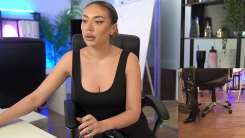 Olivia and Lexi online show from March 2026 05:57:02 AM