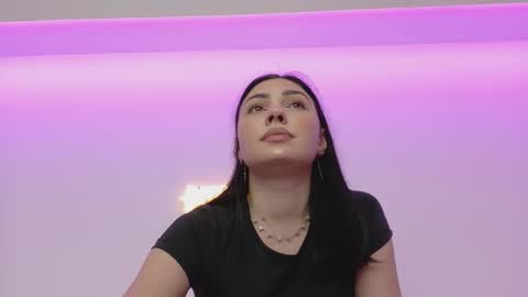 baby_ava_ online show from December 2025 07:55:01 PM