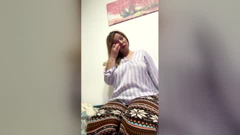 Snapshot of baby_blondee chatting on April 2026 06:10:01 PM Baby Blonde online show from April 2026 06:10:01 PM