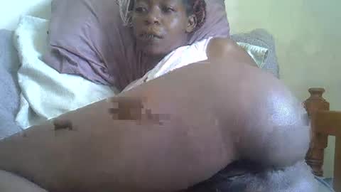 Snapshot of baby_facii chatting on January 2025 08:00:01 AM baby_facii online show from January 2025 08:00:01 AM