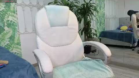 Snapshot of baby_julieta00 chatting on June 2026 12:30:01 PM Julieta online show from June 2026 12:30:01 PM