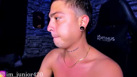 Junior       Independent Model online show from September 2025 02:44:02 AM