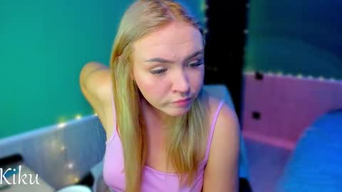 Heyy Im Kikuuu  Im so energetic  Catch my vibe online show from November 2025 10:04:01 PM