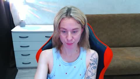 baby_kitte online show from November 2025 07:11:02 AM