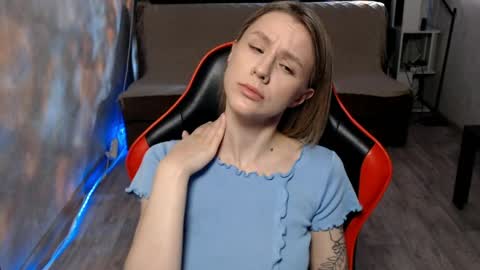 baby_kitte online show from March 2026 01:19:02 PM