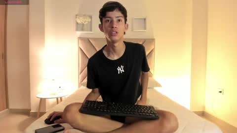 baby_noaht online show from June 2026 12:51:01 PM