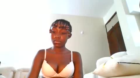 baby_smiler online show from May 2026 03:50:01 PM