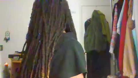 Snapshot of baby_sno336072 chatting on February 2025 06:24:02 PM BabySno online show from February 2025 06:24:02 PM