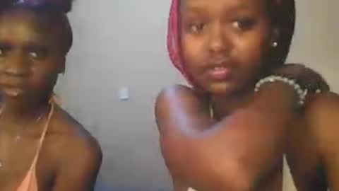 Snapshot of babybrown20 chatting on June 2026 04:25:02 AM babybrown online show from June 2026 04:25:02 AM