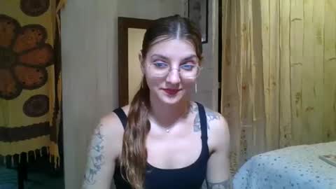 Snapshot of babydemon6 chatting on May 2026 05:19:01 PM babydemon6 online show from May 2026 05:19:01 PM
