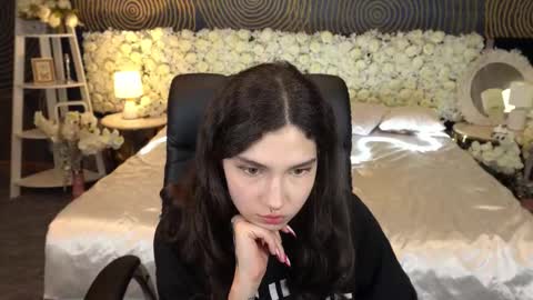 Sasha online show from February 2026 08:07:02 PM