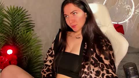 Snapshot of babyisperfect chatting on January 2026 04:07:02 AM Sophia online show from January 2026 04:07:02 AM