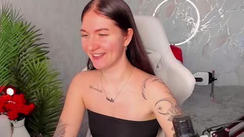 Snapshot of babyisperfect chatting on February 2026 06:22:01 AM Sophia online show from February 2026 06:22:01 AM