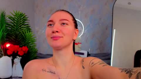 Sophia online show from March 2026 04:09:02 AM