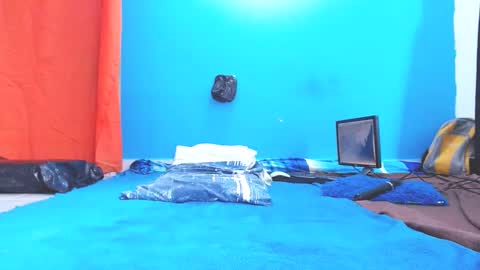 Snapshot of babyjhony chatting on December 2024 04:29:02 PM Jhony Naughty Skater online show from December 2024 04:29:02 PM