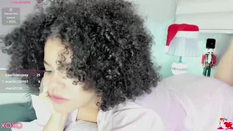 Snapshot of babyleew chatting on December 2024 08:06:02 AM Baby Lee W online show from December 2024 08:06:02 AM