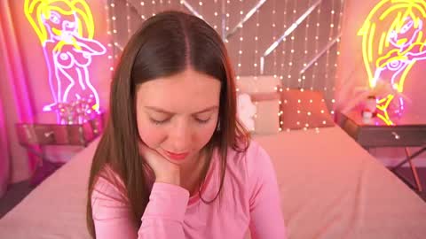 Lady Vi online show from May 2026 01:50:01 PM