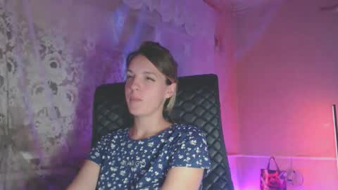 Sonya online show from September 2025 08:12:02 PM