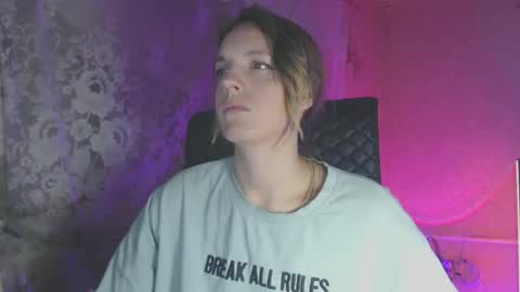 Sonya online show from October 2025 05:12:02 PM