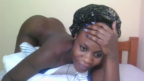 PRISCILLAH online show from November 2025 07:36:01 PM