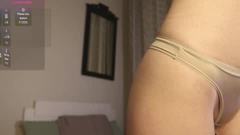 Sasha online show from December 2025 03:32:01 PM