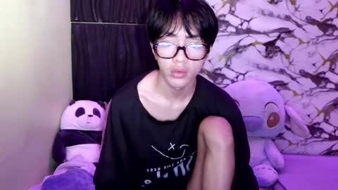Snapshot of babytwinkxxxx chatting on June 2026 04:44:01 PM babytwinkxxxx online show from June 2026 04:44:01 PM