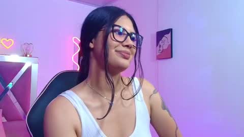  VENU  online show from September 2025 03:39:02 AM