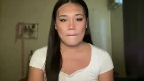 Snapshot of bad_kitty_amara chatting on April 2026 01:38:01 AM AMARA - FOLLOW ME AND THUMBS UP online show from April 2026 01:38:01 AM