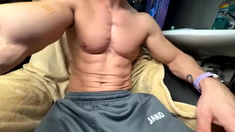 Snapshot of badboy951337 chatting on January 2025 02:47:02 PM Badboy95 online show from January 2025 02:47:02 PM