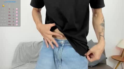 jhojan online show from October 2025 05:57:02 PM