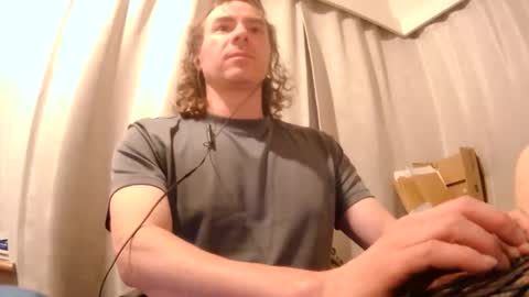 badbunnybenny online show from May 2026 12:09:02 PM