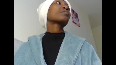 baddie_bunnie online show from March 2026 07:01:01 AM