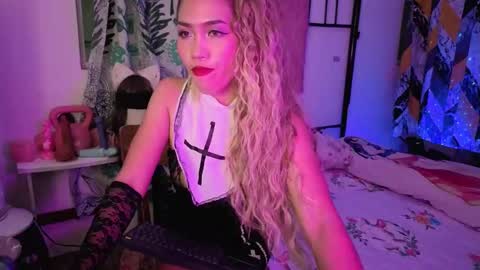 badlilbambi online show from October 2025 12:13:02 PM