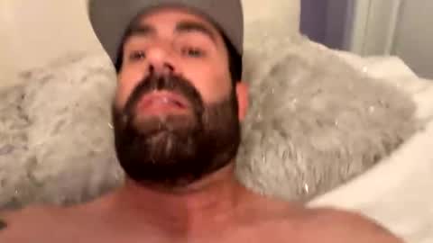 bagleyc467 online show from April 2026 12:06:02 PM
