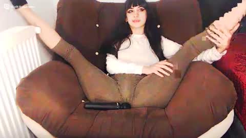 Amy online show from December 2024 02:12:02 AM