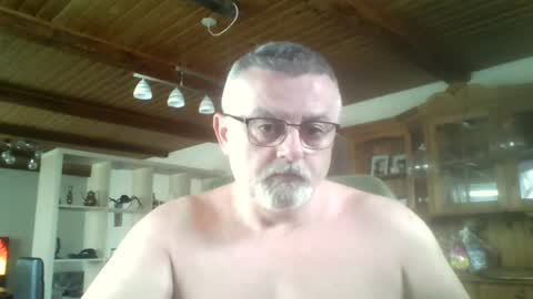 Snapshot of ballspain chatting on June 2026 10:32:01 AM Oldgrumpy12 online show from June 2026 10:32:01 AM