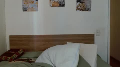 Andres -  online show from December 2024 03:17:01 PM