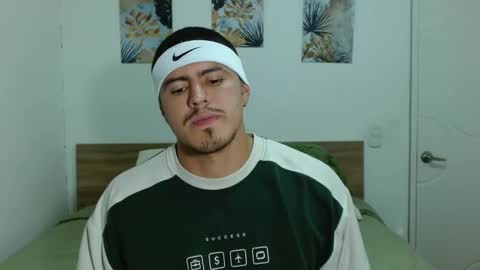 Andres -  online show from February 2025 02:19:02 AM