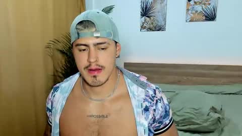 Andres -  online show from March 2025 02:32:01 AM