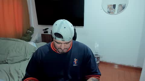 Andres -  online show from October 2025 02:03:02 PM