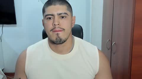 Andres -  online show from November 2025 10:38:01 AM