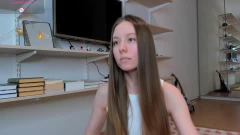 Snapshot of bam_bi chatting on March 2026 05:13:02 AM Kira online show from March 2026 05:13:02 AM